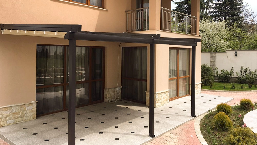 Eğimli Pergola